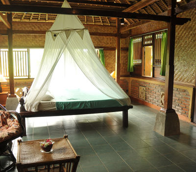 Bale Lombok - Sua Bali